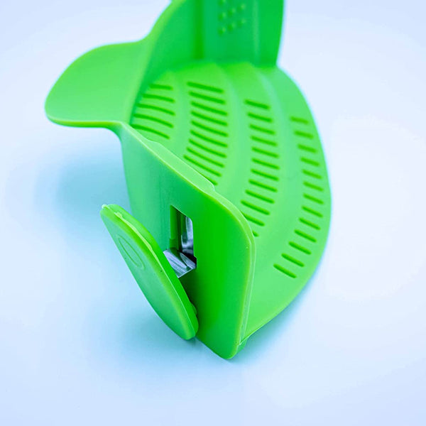 Snap On Strainer for Pots, Pans, & Bowls - Food Grade Silicone and Heat Resistant - Clip On Silicone Colander for Straining Pasta, Fruits, & Vegetables